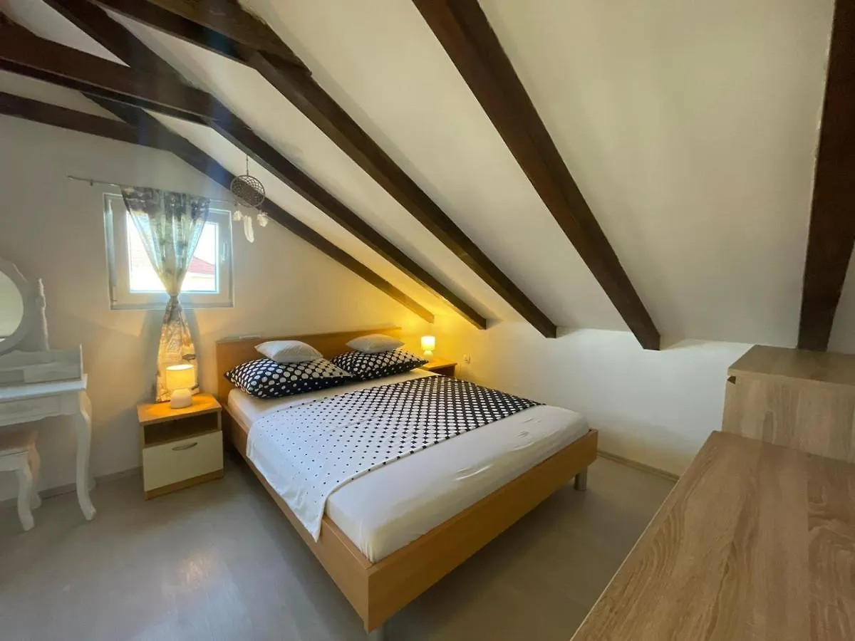 Studio Apartment Dona Trogir 0*,  Croatia