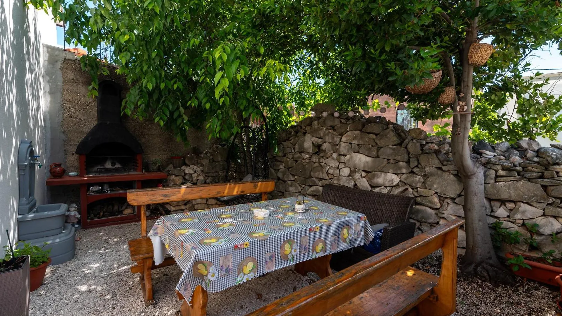 Studio Apartment Dona Traù