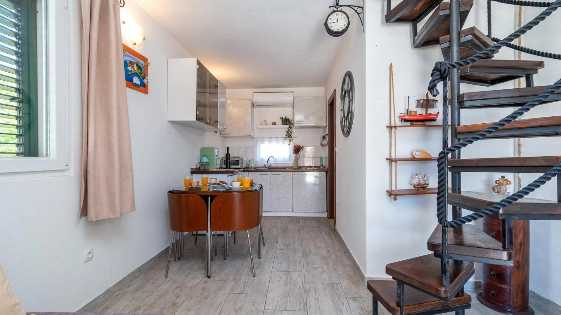 Studio Apartment Dona