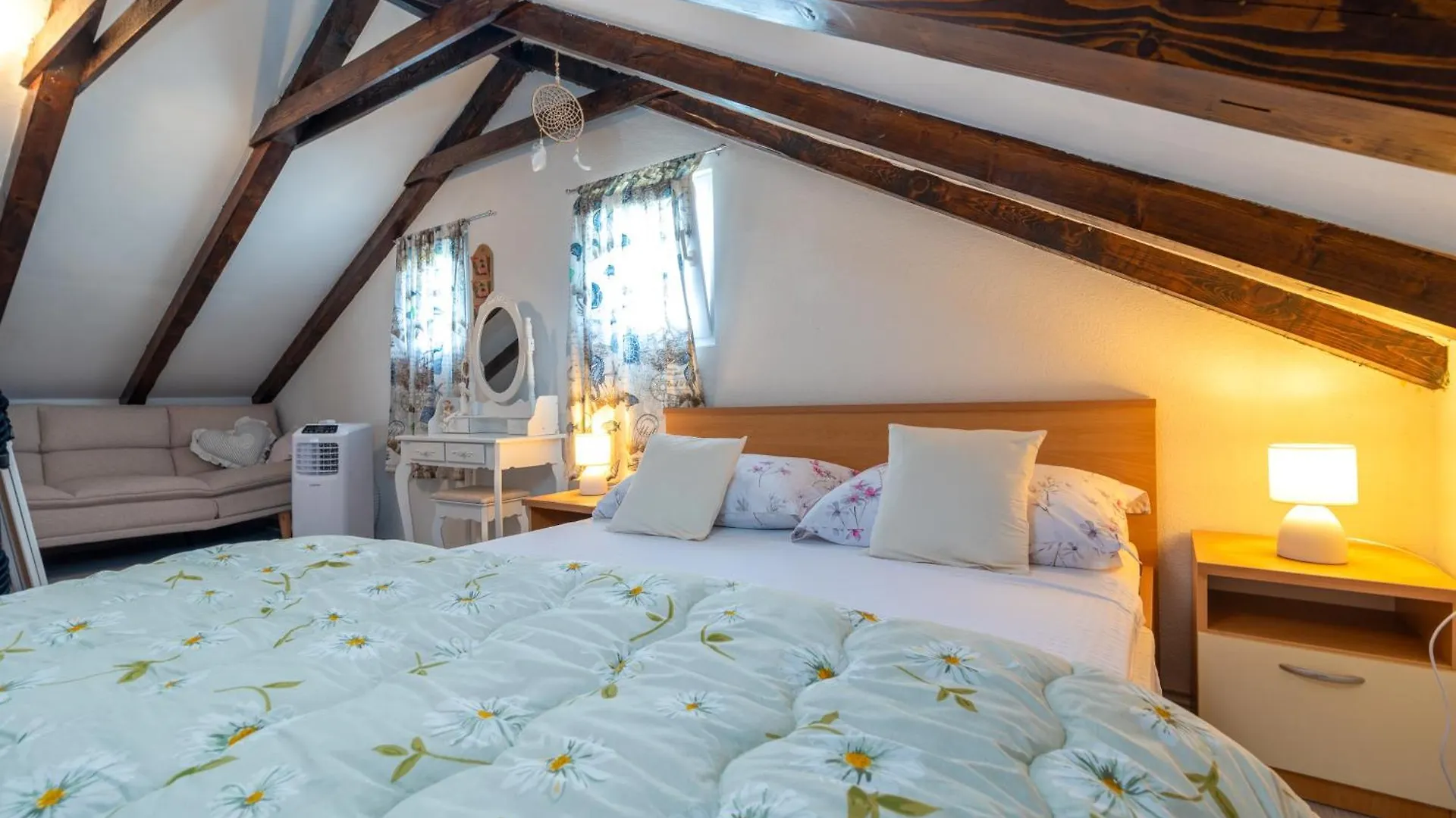 Studio Apartment Dona Traù