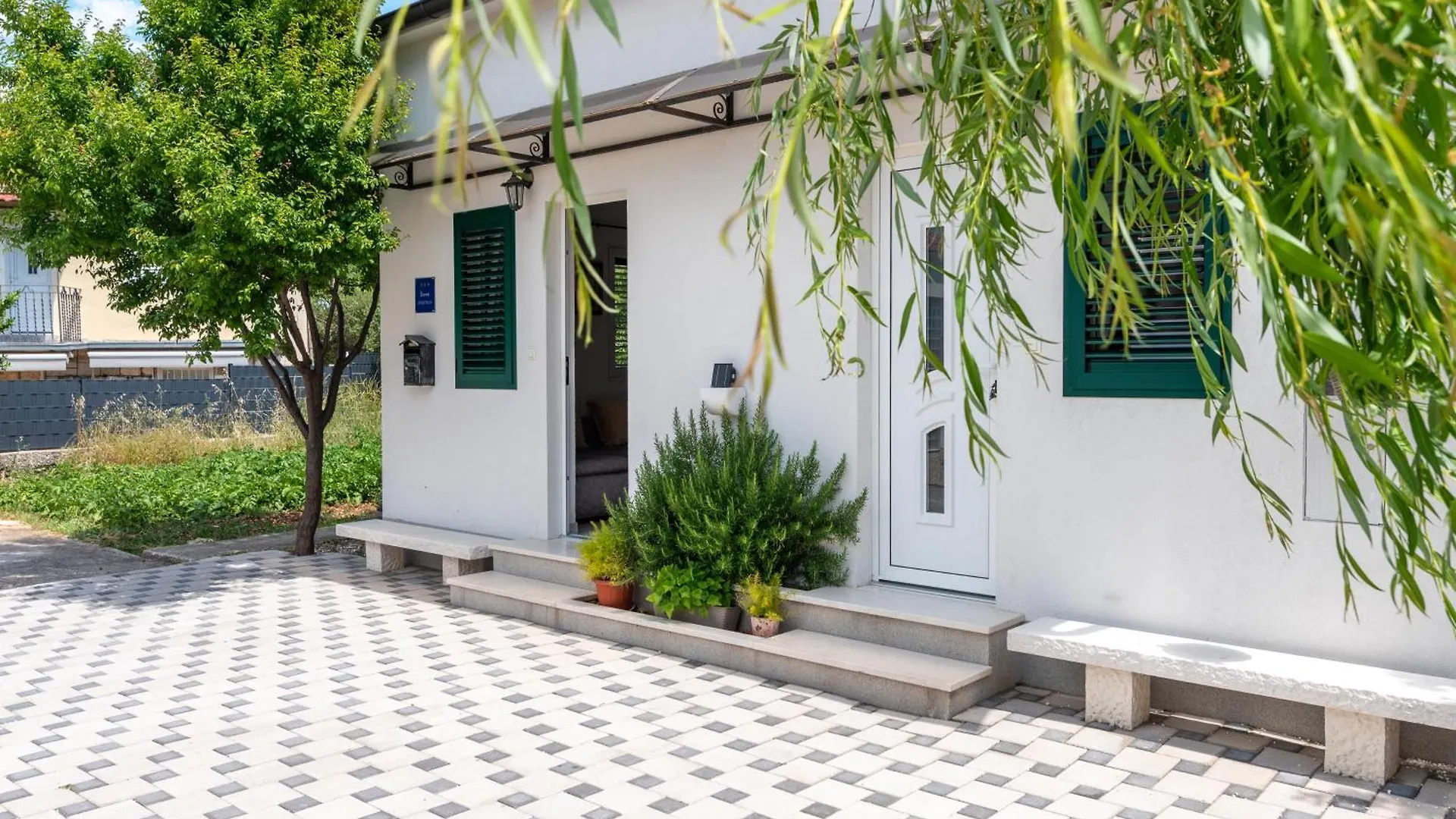 Contatti di Studio Apartment Dona