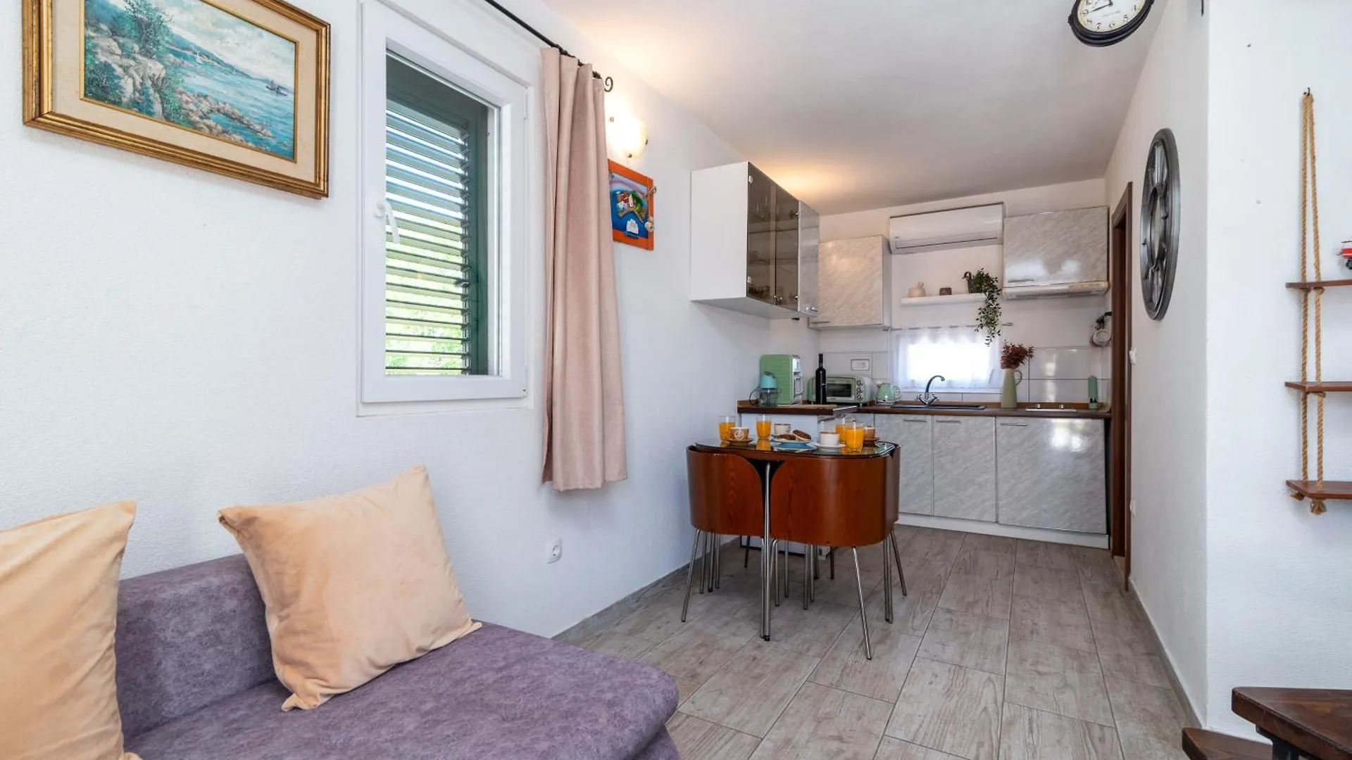 Studio Apartment Dona 0*, Trogir Croatia