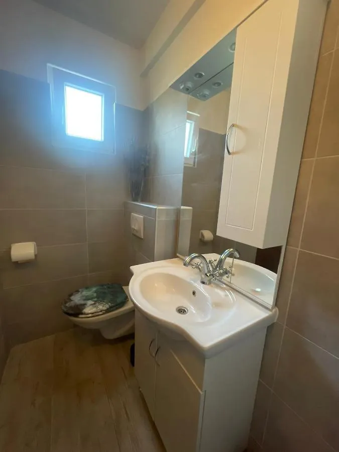 Studio Apartment Dona Trogir 0*,